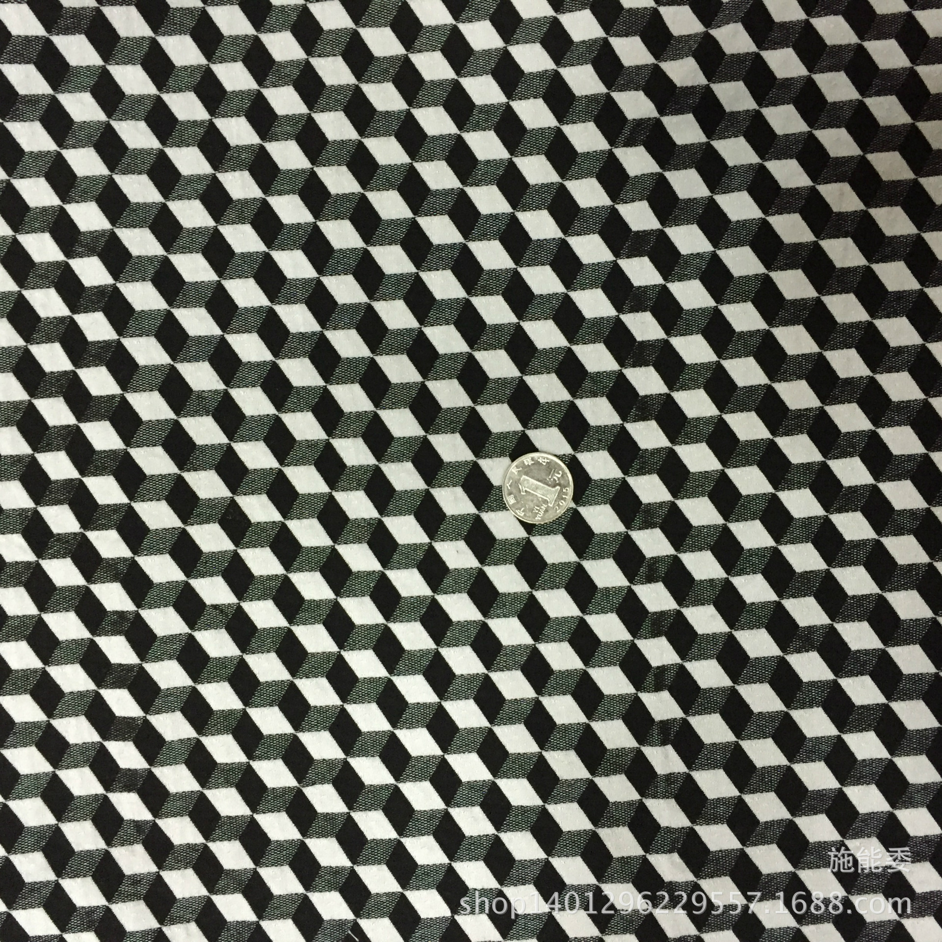 d素2019年秋冬时尚3d立体色织提花连衣裙提花面料厂家直销