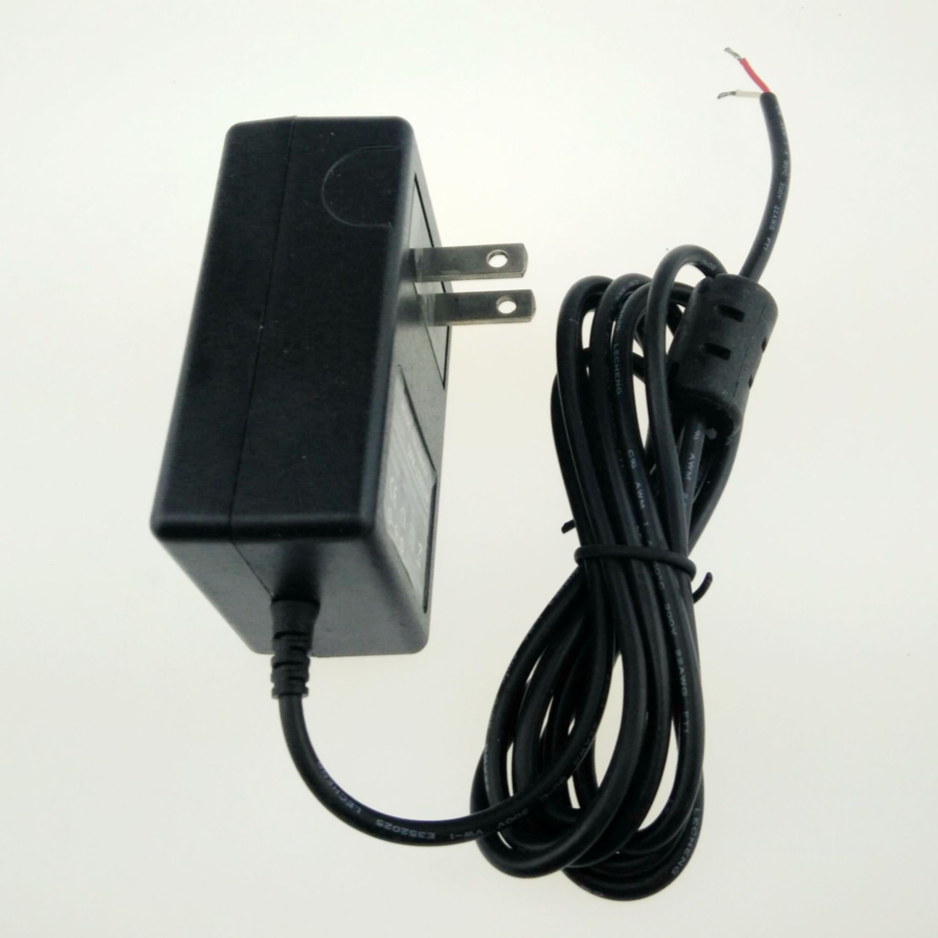 24v1a可调压适配器多口适配器欧规适配器适配器厂家