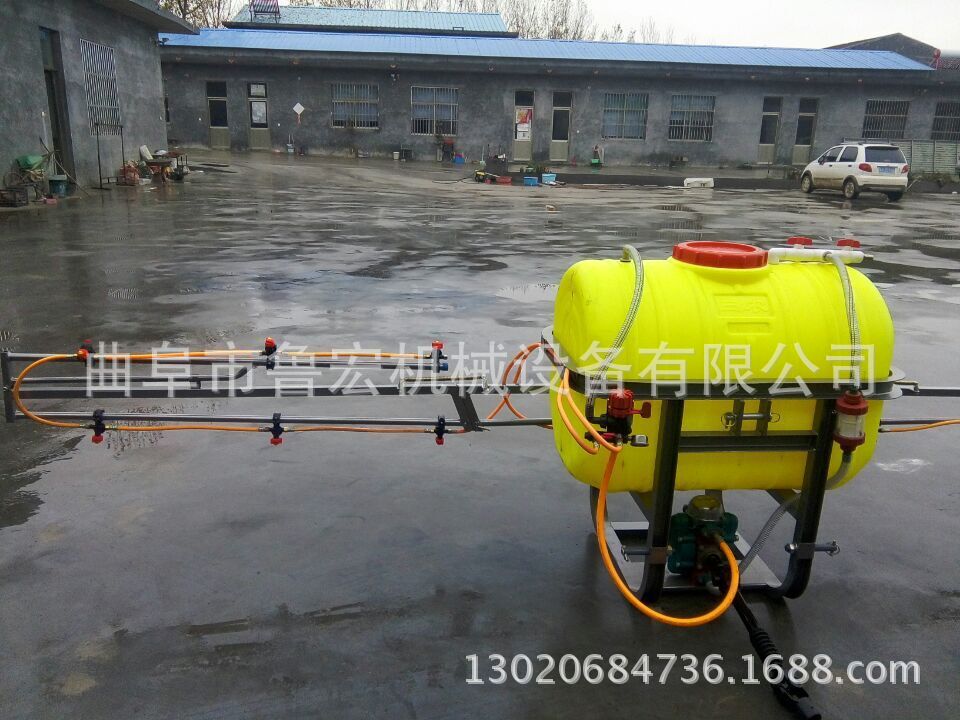 拖拉机后输出悬挂式打药机 方便实惠