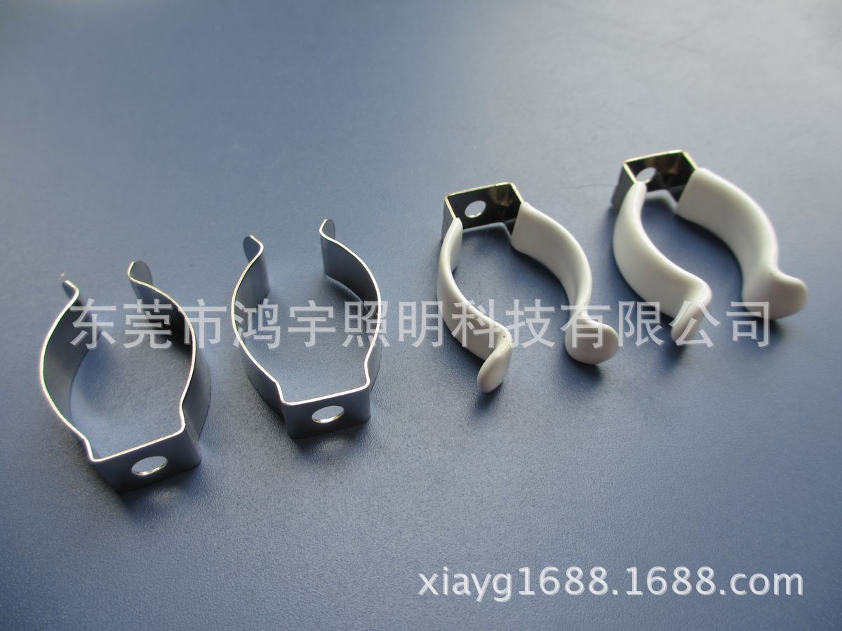 批发三防灯卡扣 线条灯卡扣 硬灯条挂板 灯具安装固定座 灯管夹