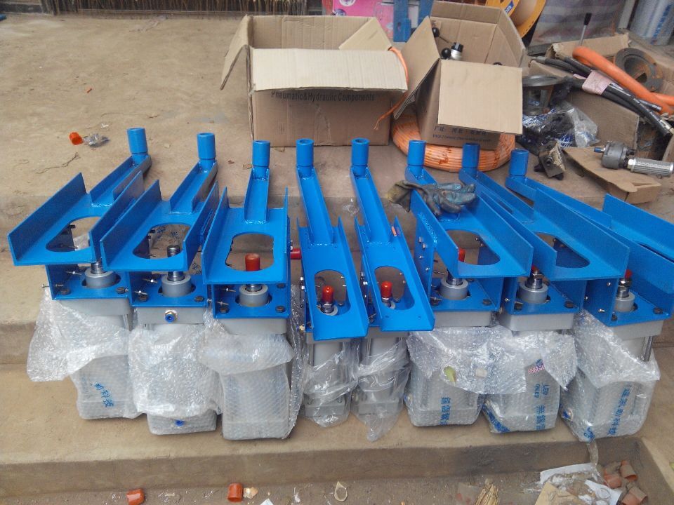 南方地区森超机械全新款液压饸饹面机新年活动