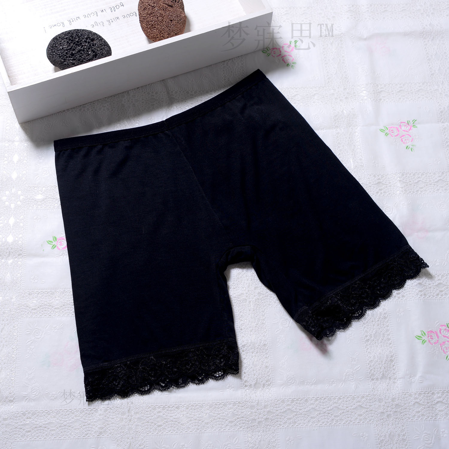 女士内裤批发防走光 蕾丝安全裤 打底裤蕾丝女内裤安全裤批发厂家