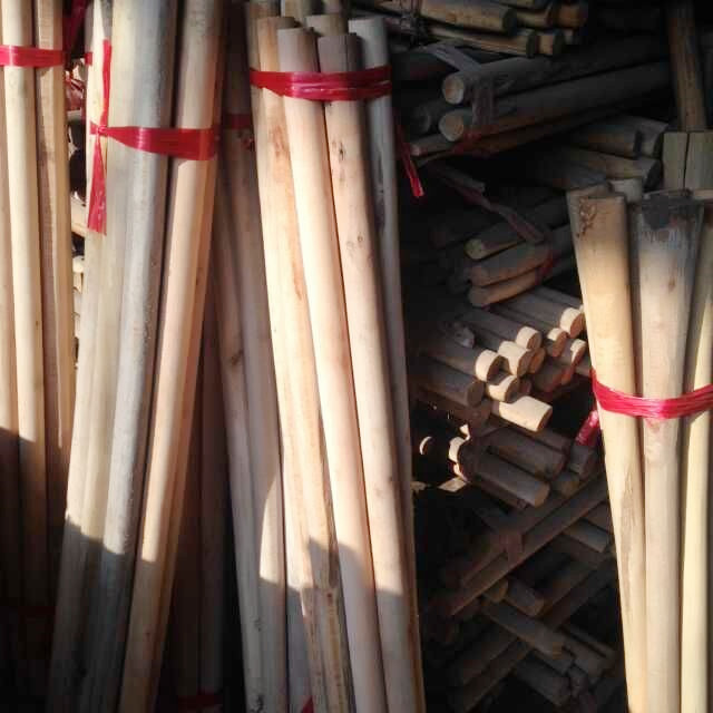 5米农用锄头专用木棍 木杆 锄头杆子 木棒 整捆批发