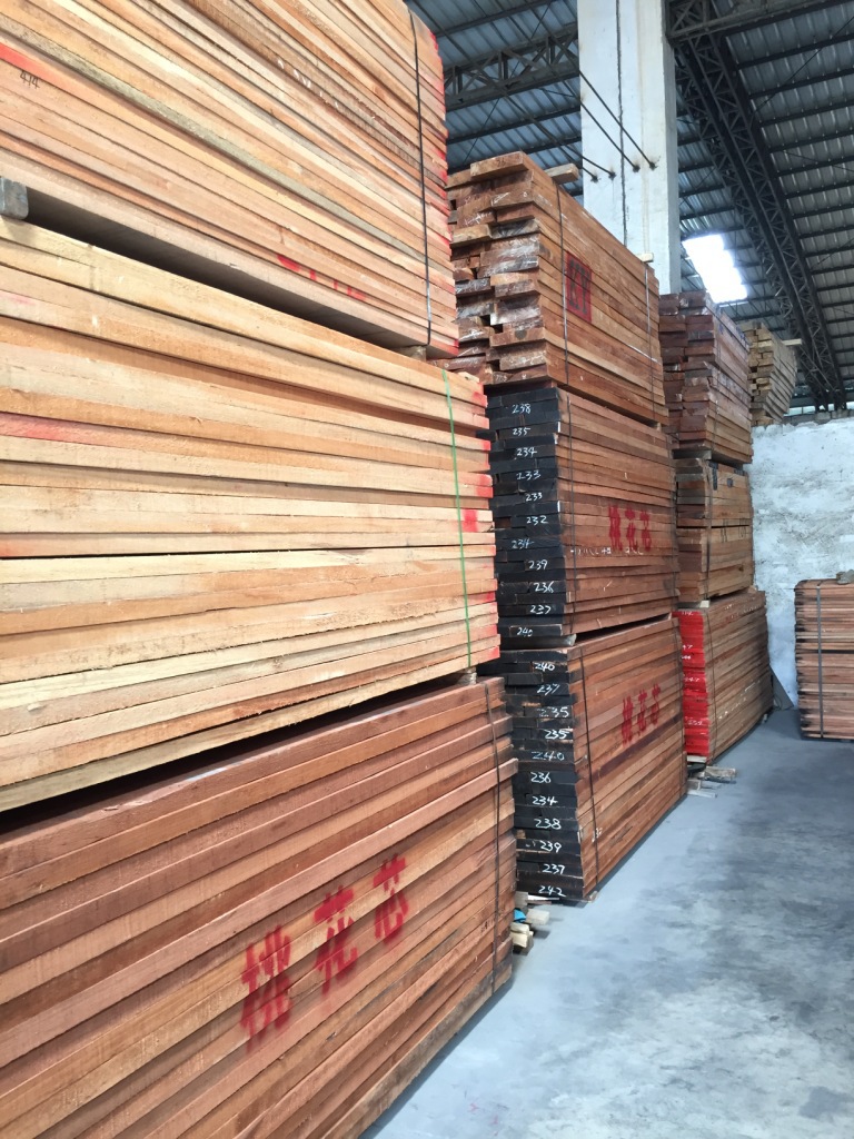 厂家直销非洲桃花芯沙比利烘干木板材