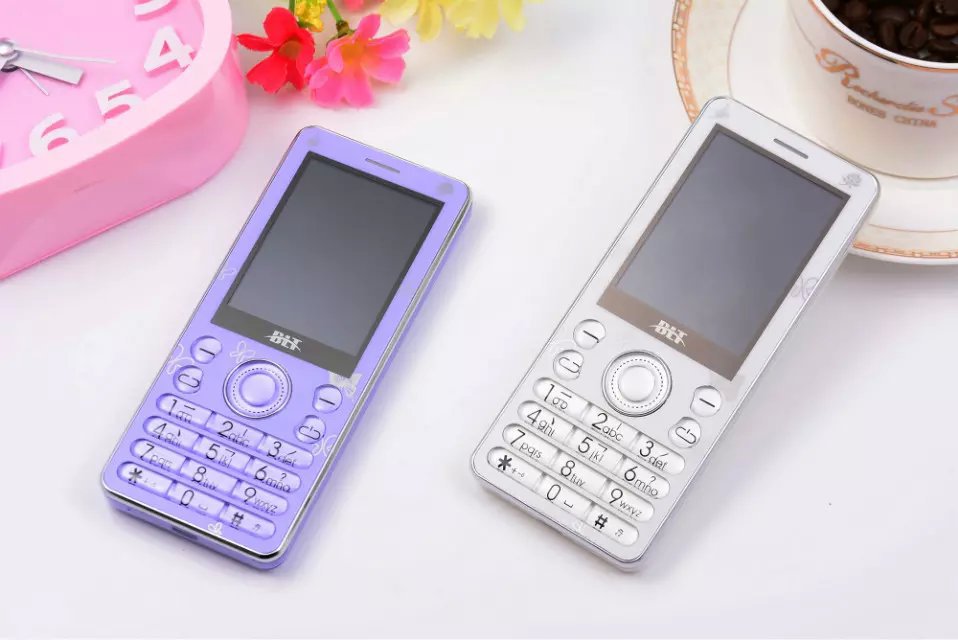 直板小手机按键_带按键的直板手机_2017带按键的智能手机