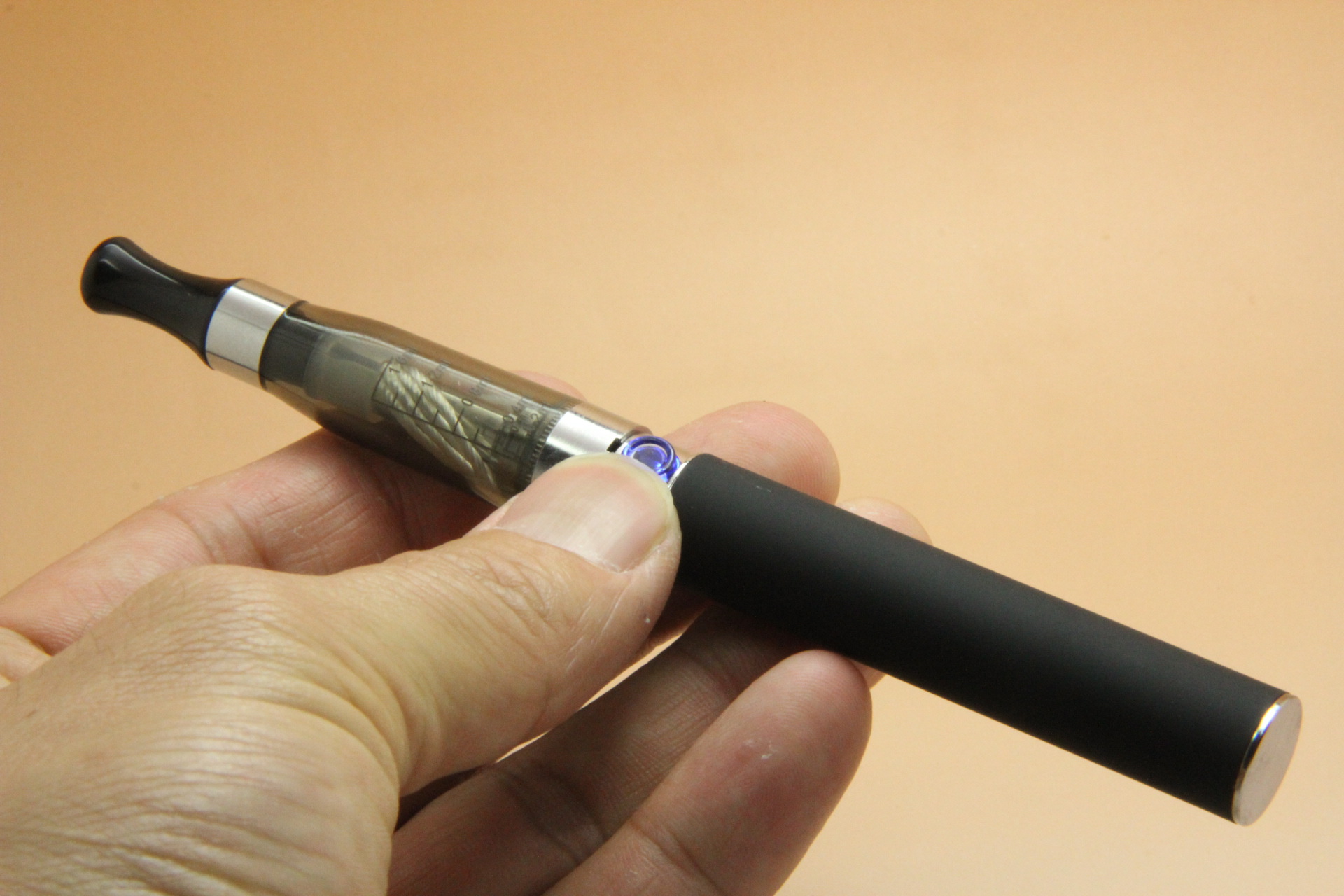 蒸汽电子烟 ce4吸塑包装 ego-t/k产品1100毫安 大烟雾厂家批