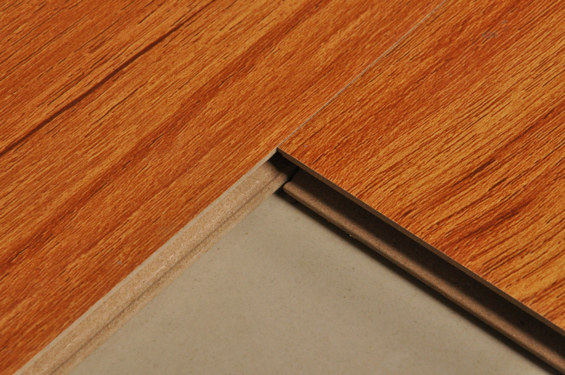 家装地板图片大全_哪个网站买家装地板专业_家装用什么木地板