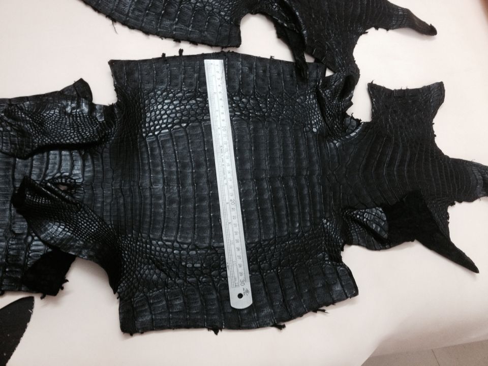 美洲 鳄鱼皮 稀有动物真皮 凯门 鳄鱼肚皮和鳄鱼骨皮各个颜色