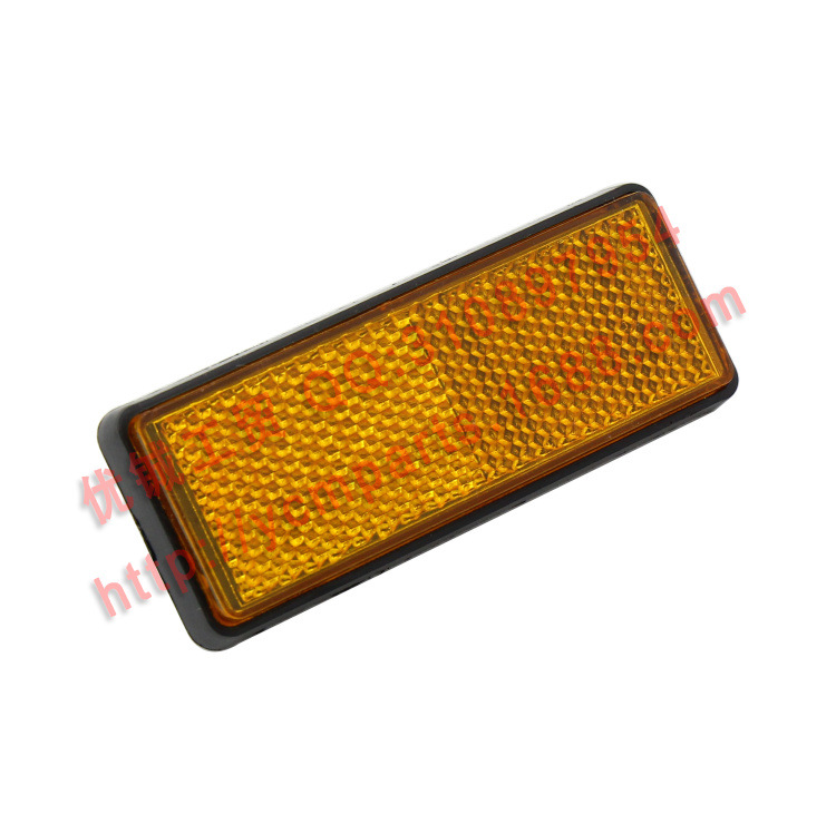 摩托车反光片 踏板车/助力车 电动车反射器 小帅哥黄色左右装饰板