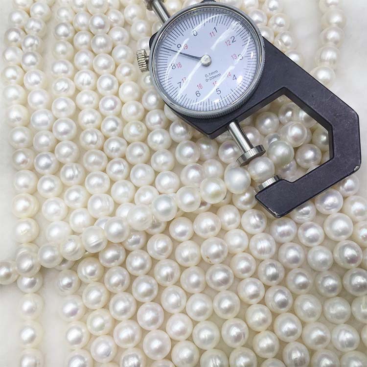 卓伟珍珠 珍珠项链冲头近圆8-9mm有罗纹强光批发35元一条10条起