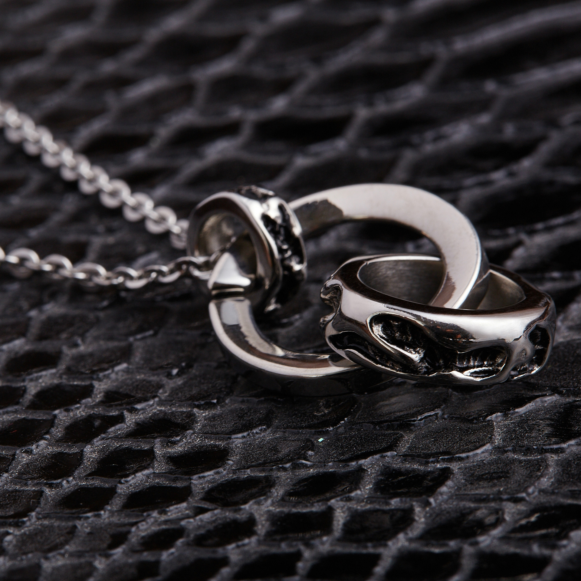 男士饰品 钛钢 不锈钢男士吊坠 厂家直销 一件代发 男士项链 现款