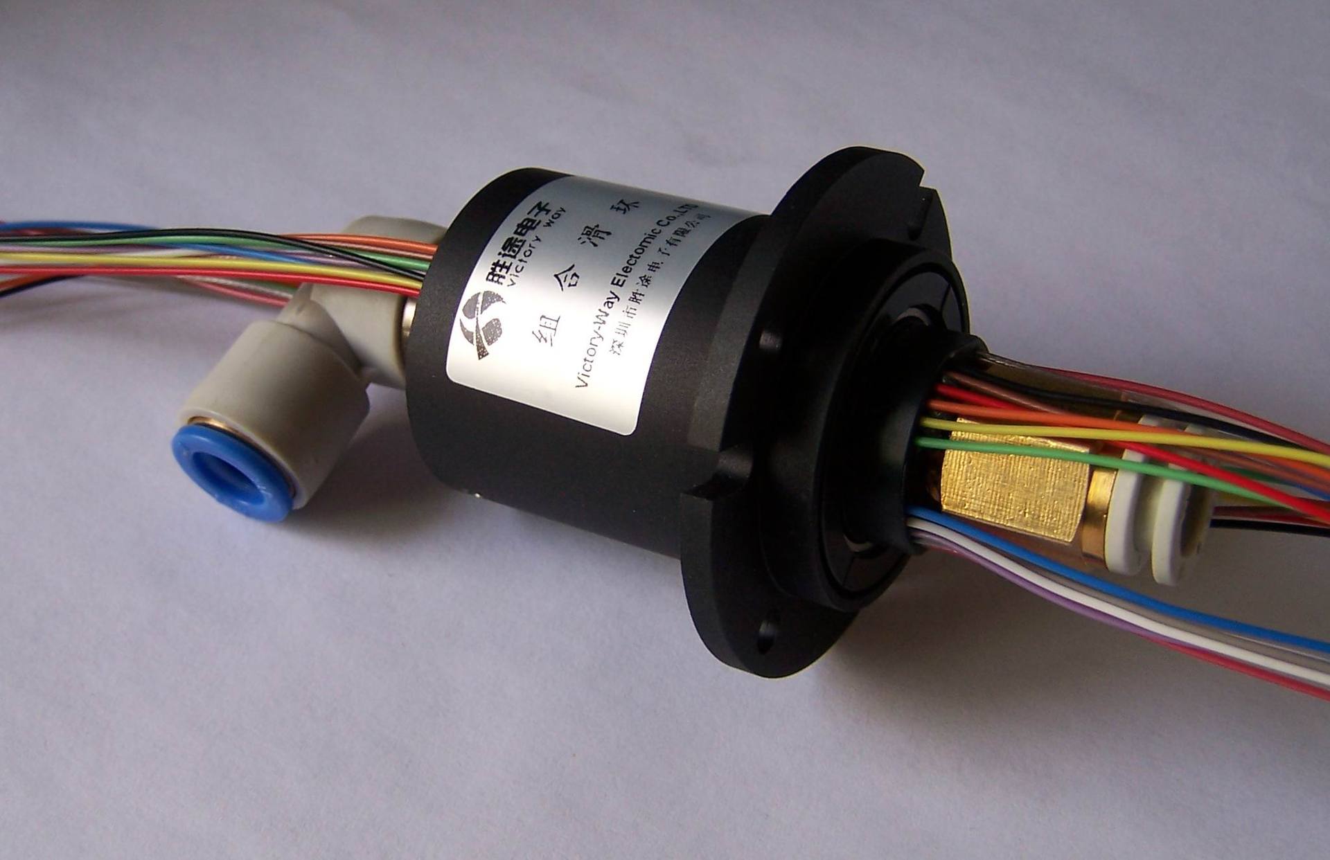 胜途电子气液电混合滑环360度旋转同时传输气体液体和电气