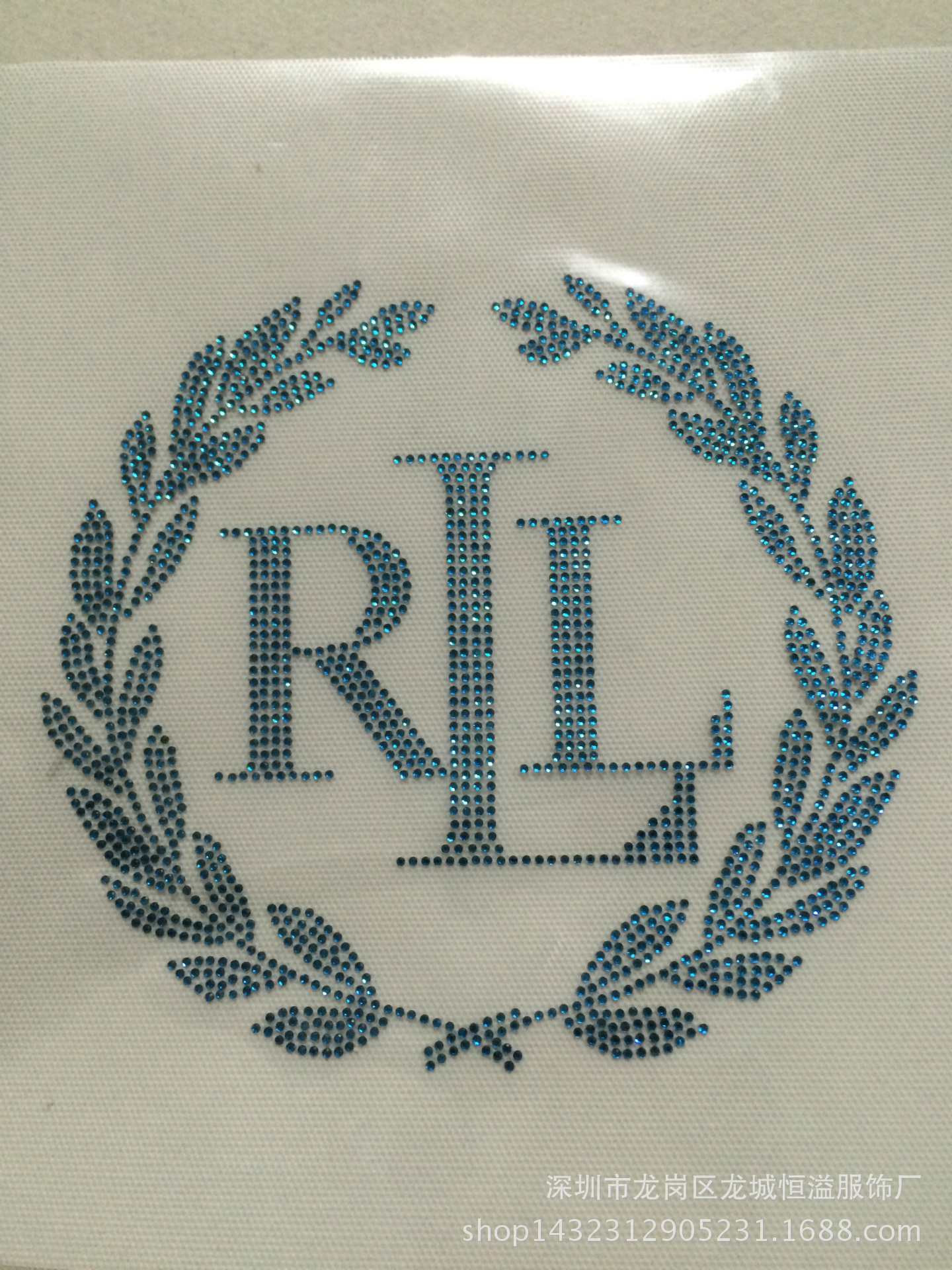 首页 服装辅料 烫图 烫钻烫画 >装烫钻图案烫图加工厂来样订做鞋帽等