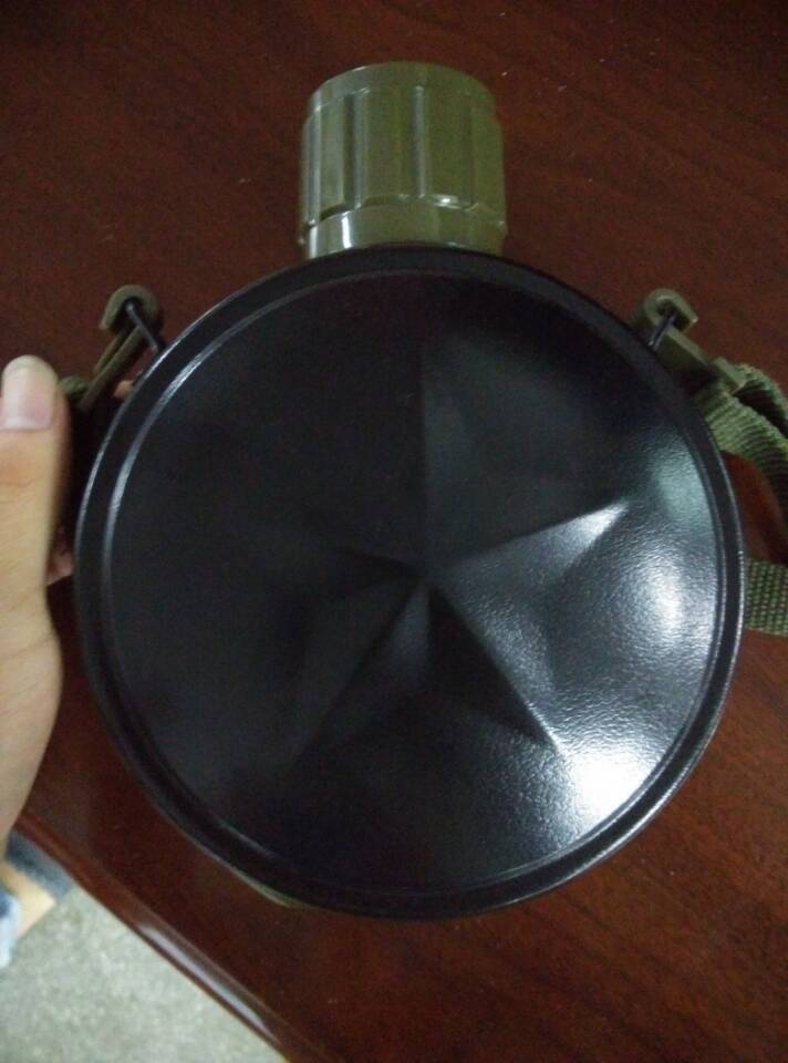 我想买一个不锈钢扁水壶,谁能给我提供一个购买的途径?