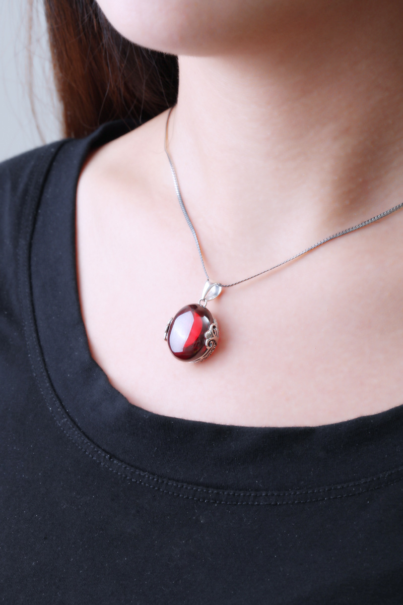 龙宝隆珠宝s925银红石榴红刚玉吊坠复古项链挂坠子批发饰品女新款