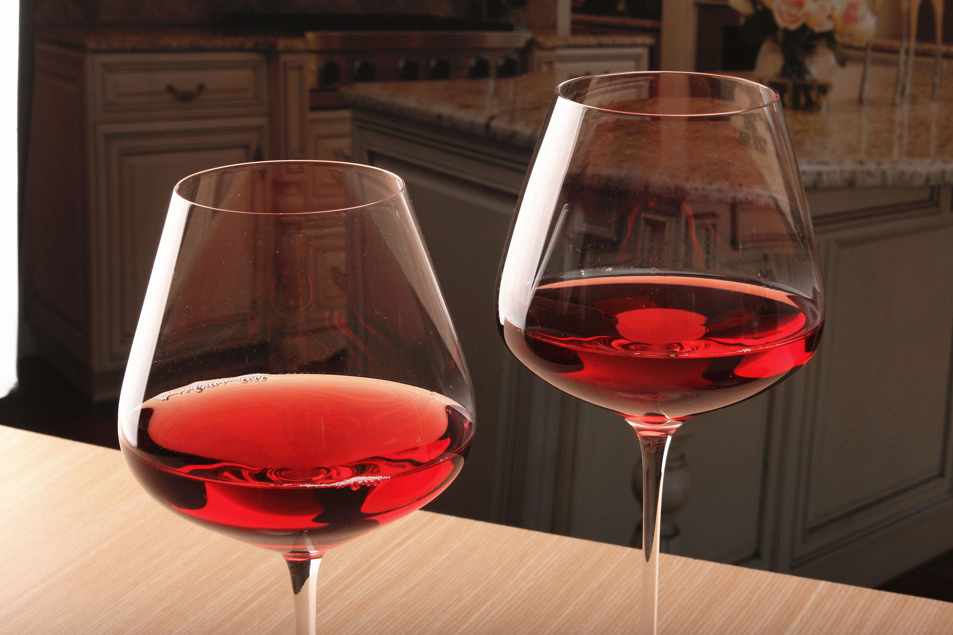 无铅水晶红酒杯超大号勃艮第酒杯葡萄酒杯高脚酒杯厂家直销