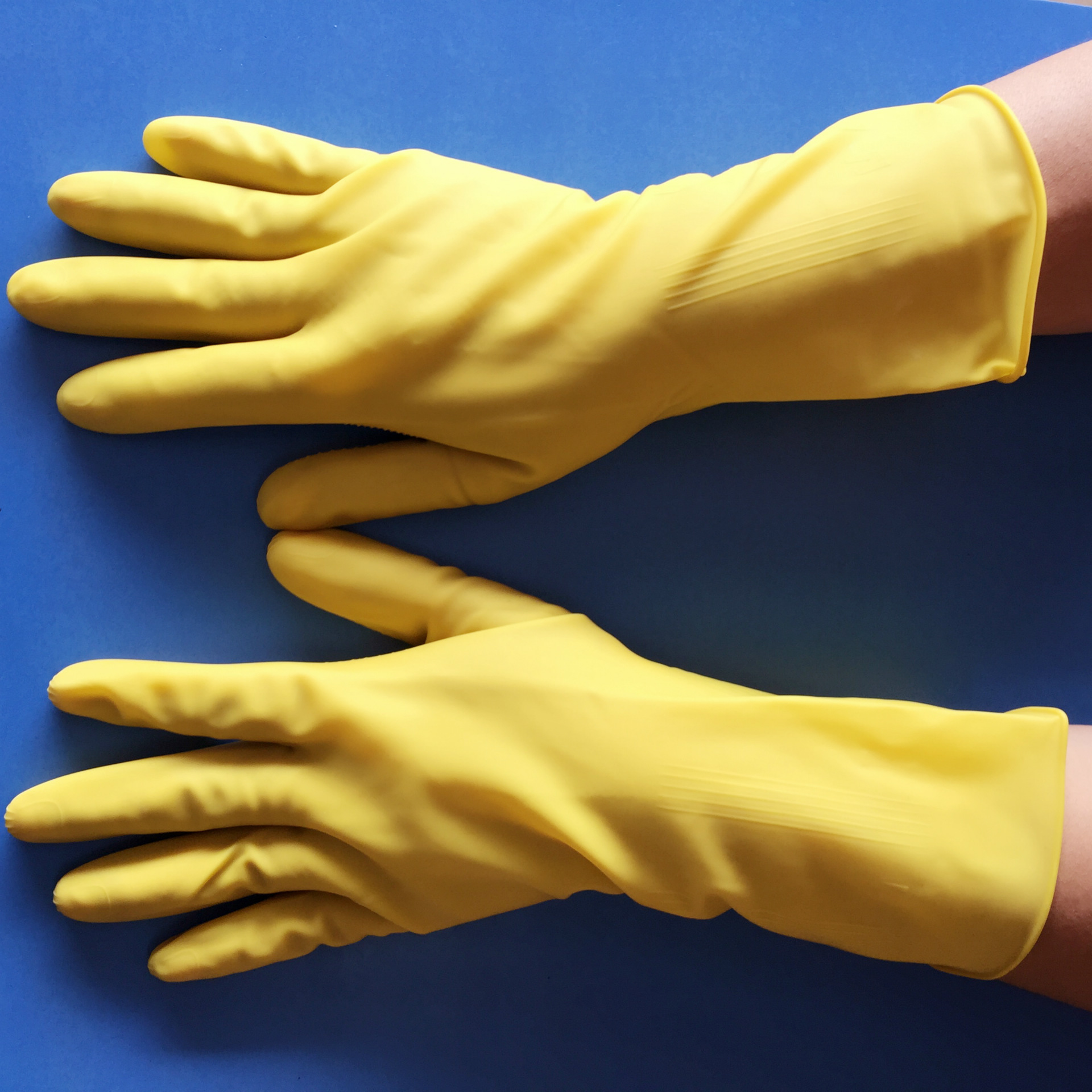 直销 加厚乳胶手套 玫花牛筋手套橡胶家用洗碗胶手套劳保手套批发