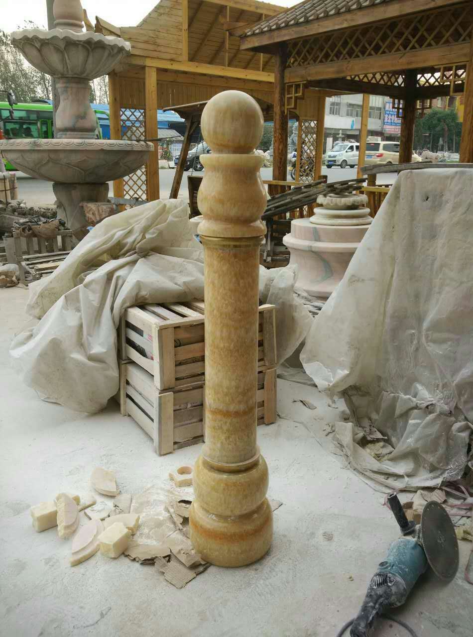 厂家供应天然大理石松香黄雕刻将军柱米黄玉起步柱可定制生产