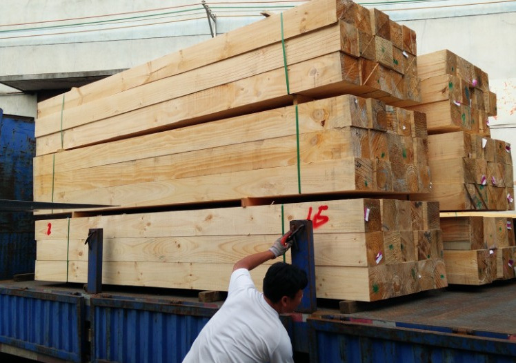 三角木挡车器阻车器,三角木挡车器三角木止滑器,木头挡车器