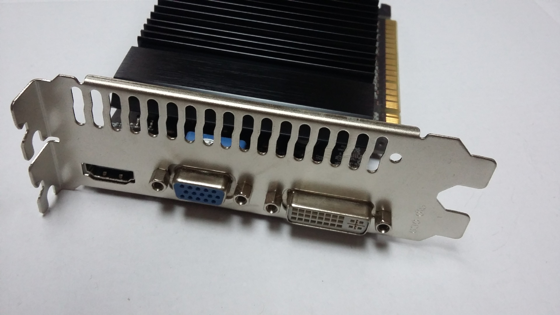 gt720 2g d3 pci-e 独立显卡半高卡 一体机 品牌机 730 710 610