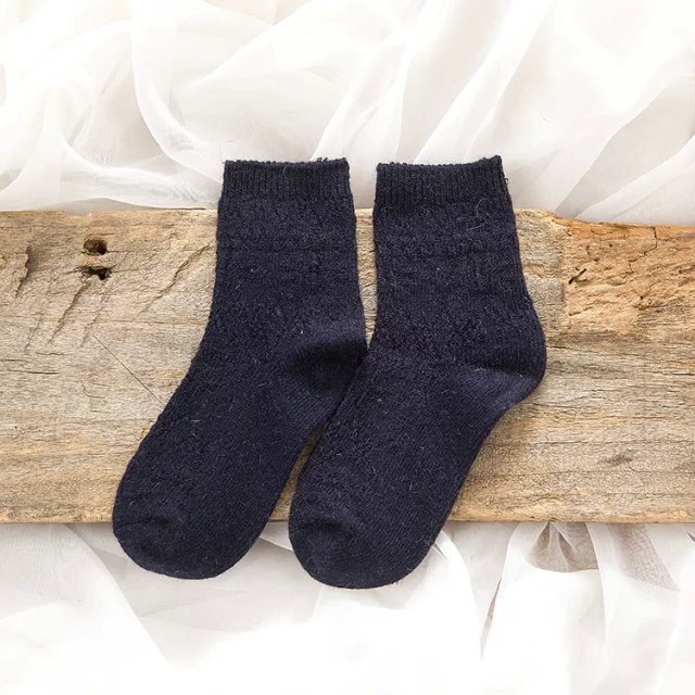 2015秋冬季新品女士百搭清新茶颜羊毛纯色保暖加厚中筒袜子批发