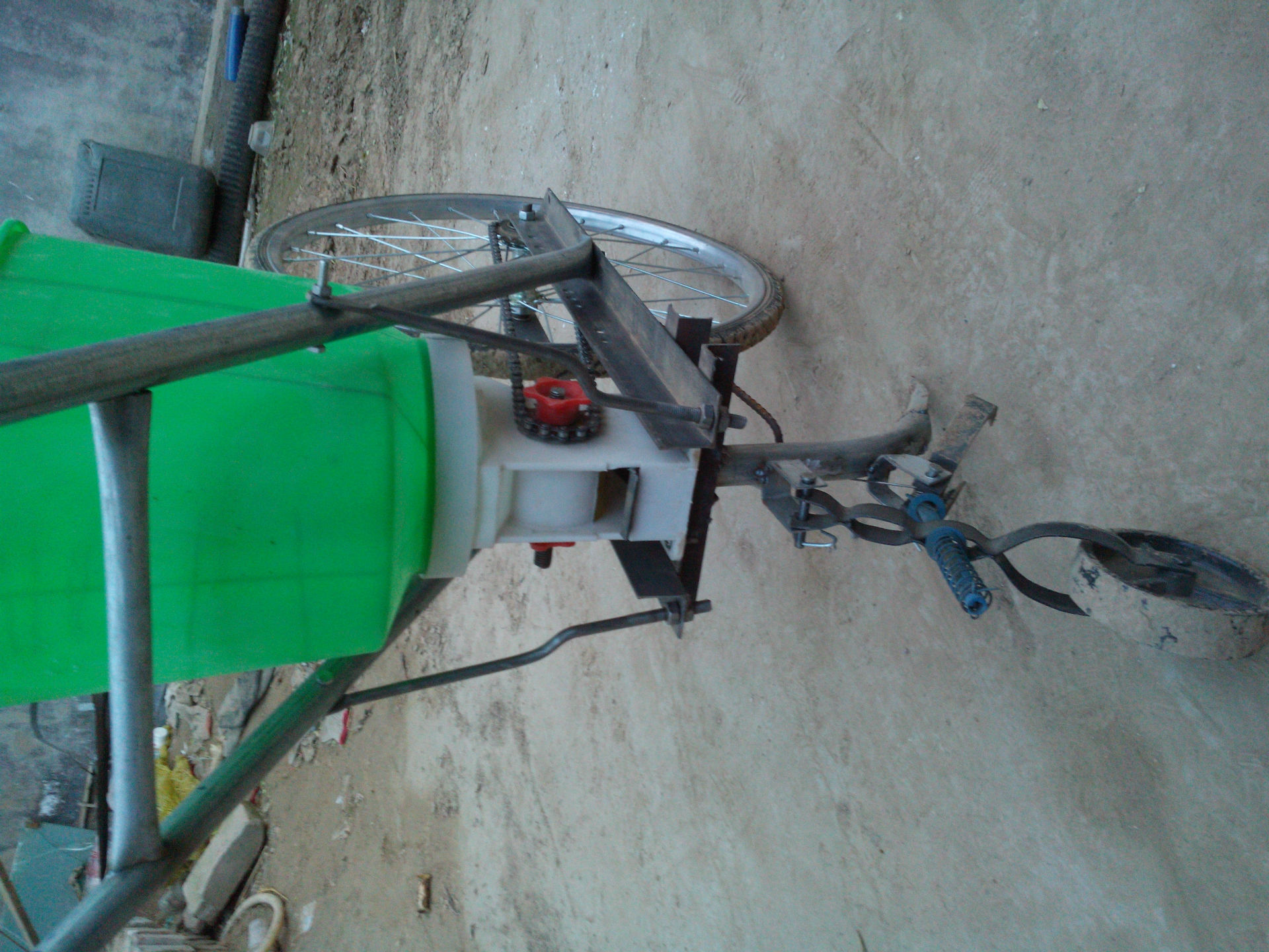 厂家直销 施肥器 玉米免耕人力播种机 耘锄 多功能播种机