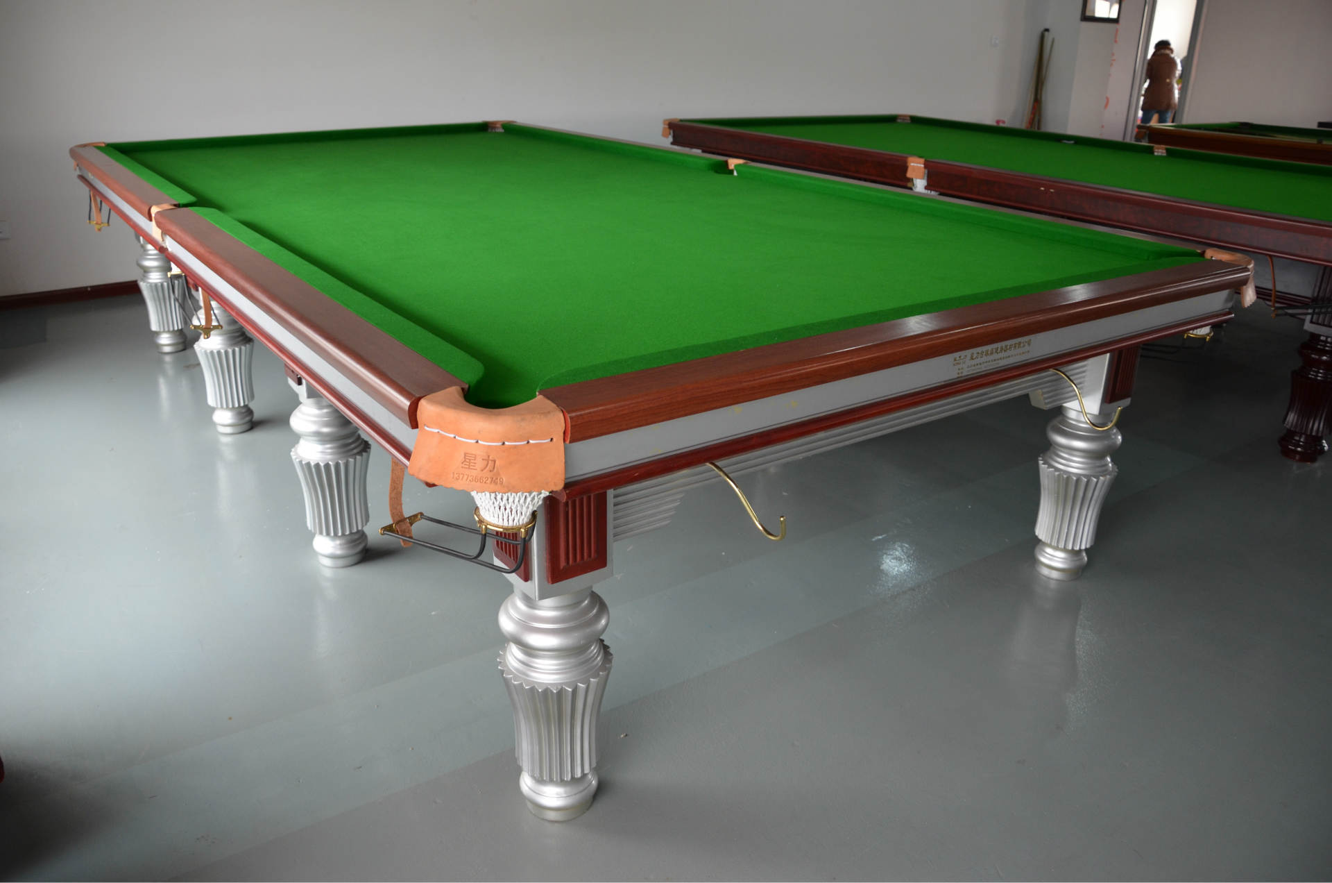 厂家直销斯诺克台球桌 英式桌球台 标准球桌 定制台球桌 桌球台