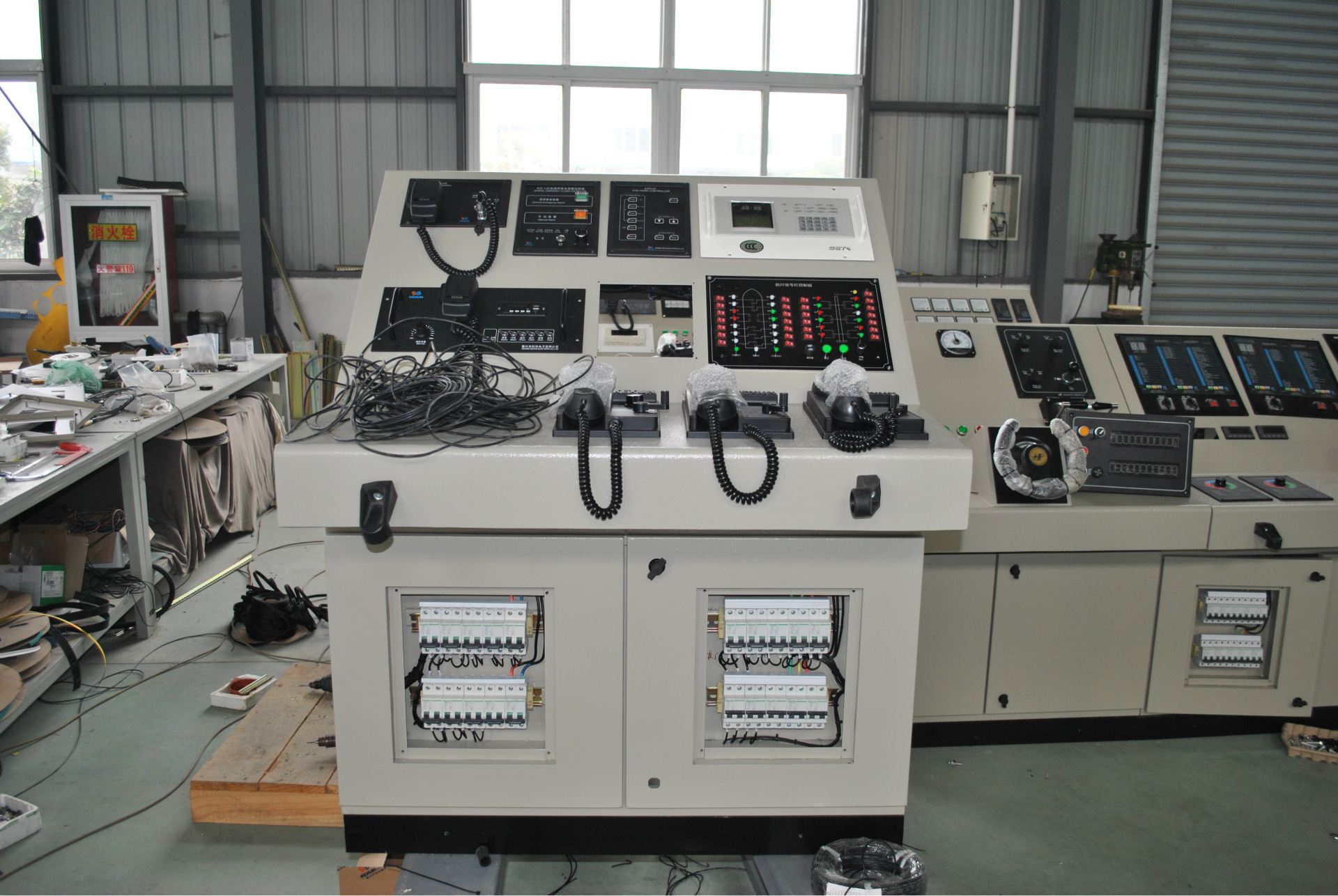 远洋航运船用驾驶室智能中央控制台智能化控制系统精密耐腐蚀性能