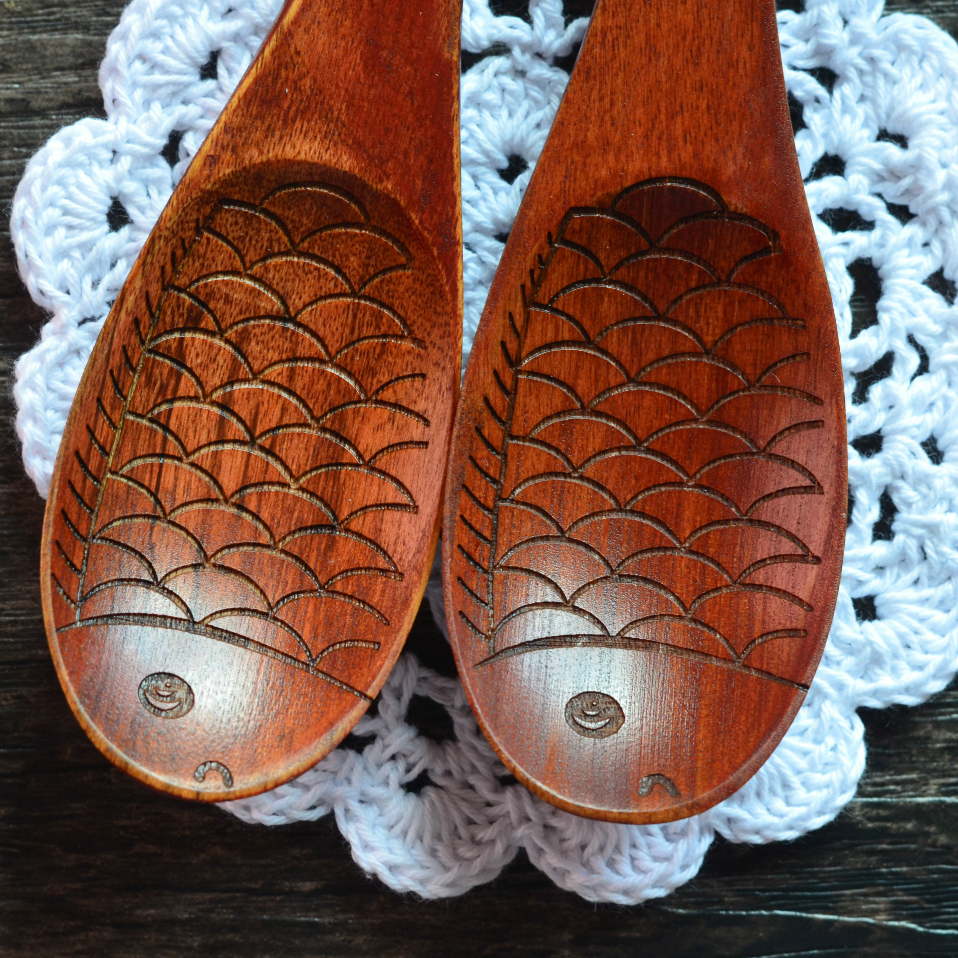 创意手工雕刻楠木鱼形勺 木勺子定制 餐桌用品