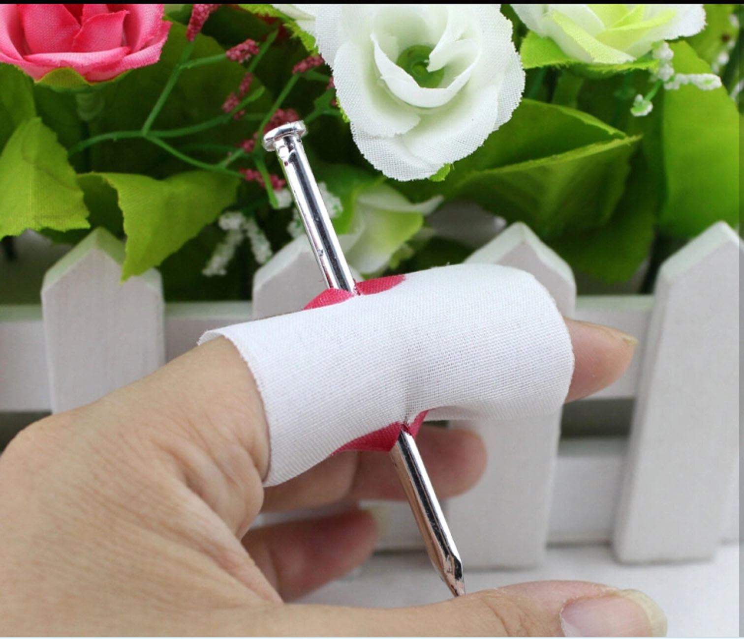 供应穿指钉,新奇,搞笑,整人玩具,指头穿钉,散装