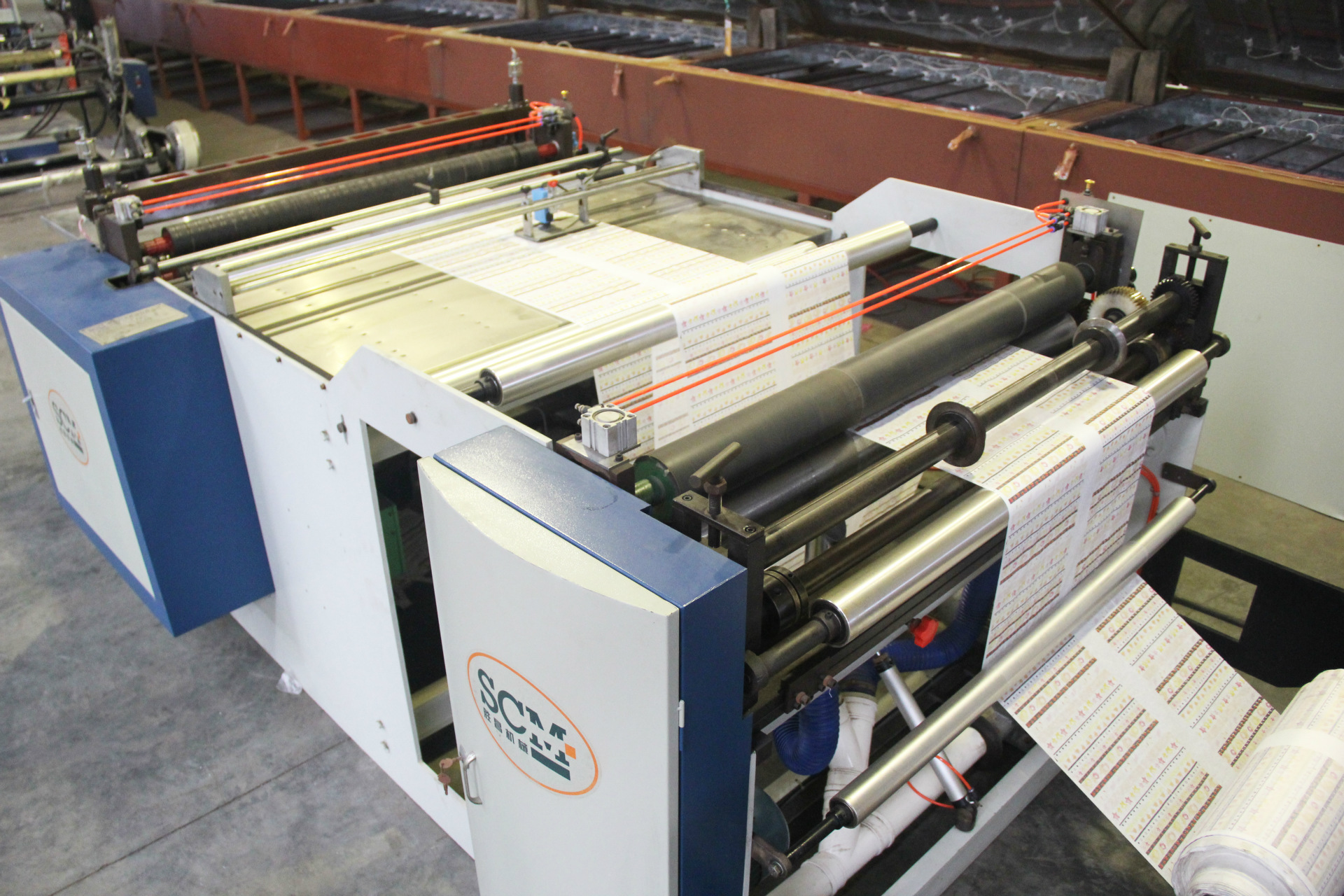 供应高精度卷筒料电脑横切机 无纺布 编织袋裁切横切机 保修一年