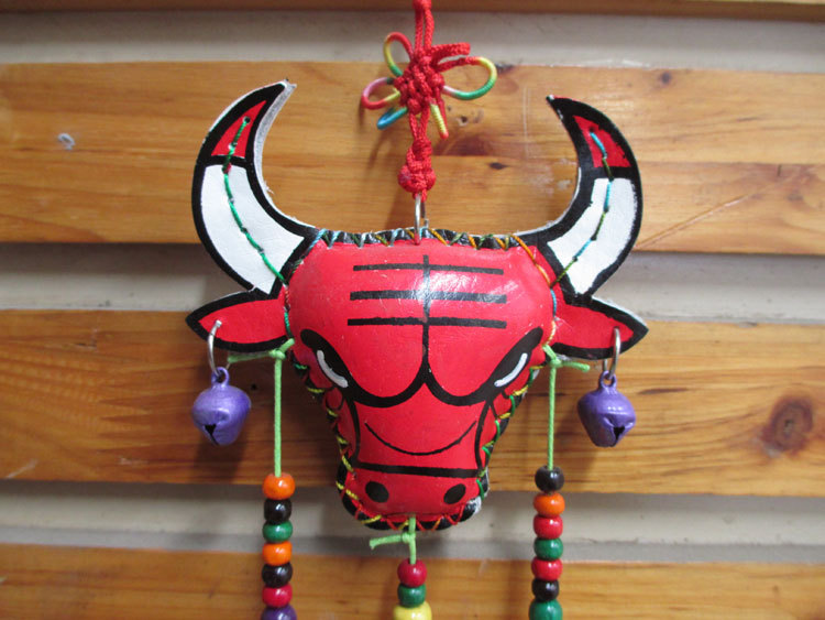 牛气冲天 牛气哄哄真牛皮牛头风铃 创意礼品 民族纯手