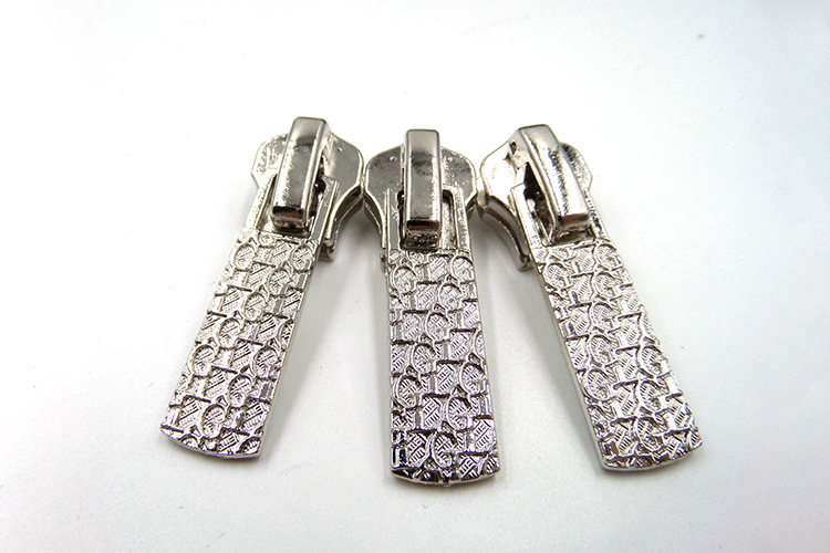 琪凯辅料 8#金属底座直装装饰头新品 工-拉链头