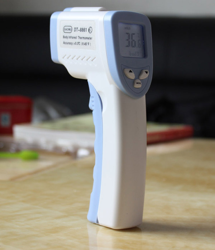 婴儿宝宝电子体温计医用额温枪家用红外线儿童测额头温度表
