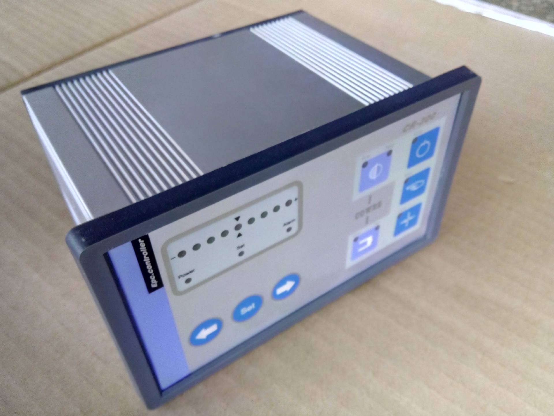 深圳宝安区纠偏厂家直销epc-d12光电纠偏控制器/专业生产纠偏十年