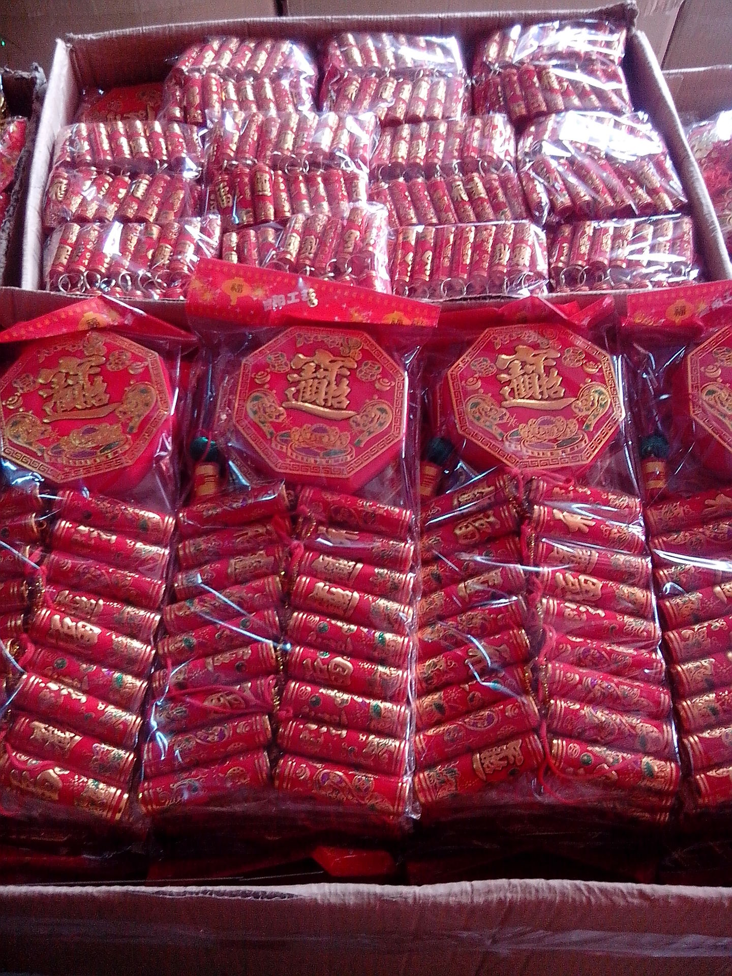 广州仿真挂炮串场景挂饰礼炮彩炮挂串彩金炮仗仿真鞭炮彩炮春节