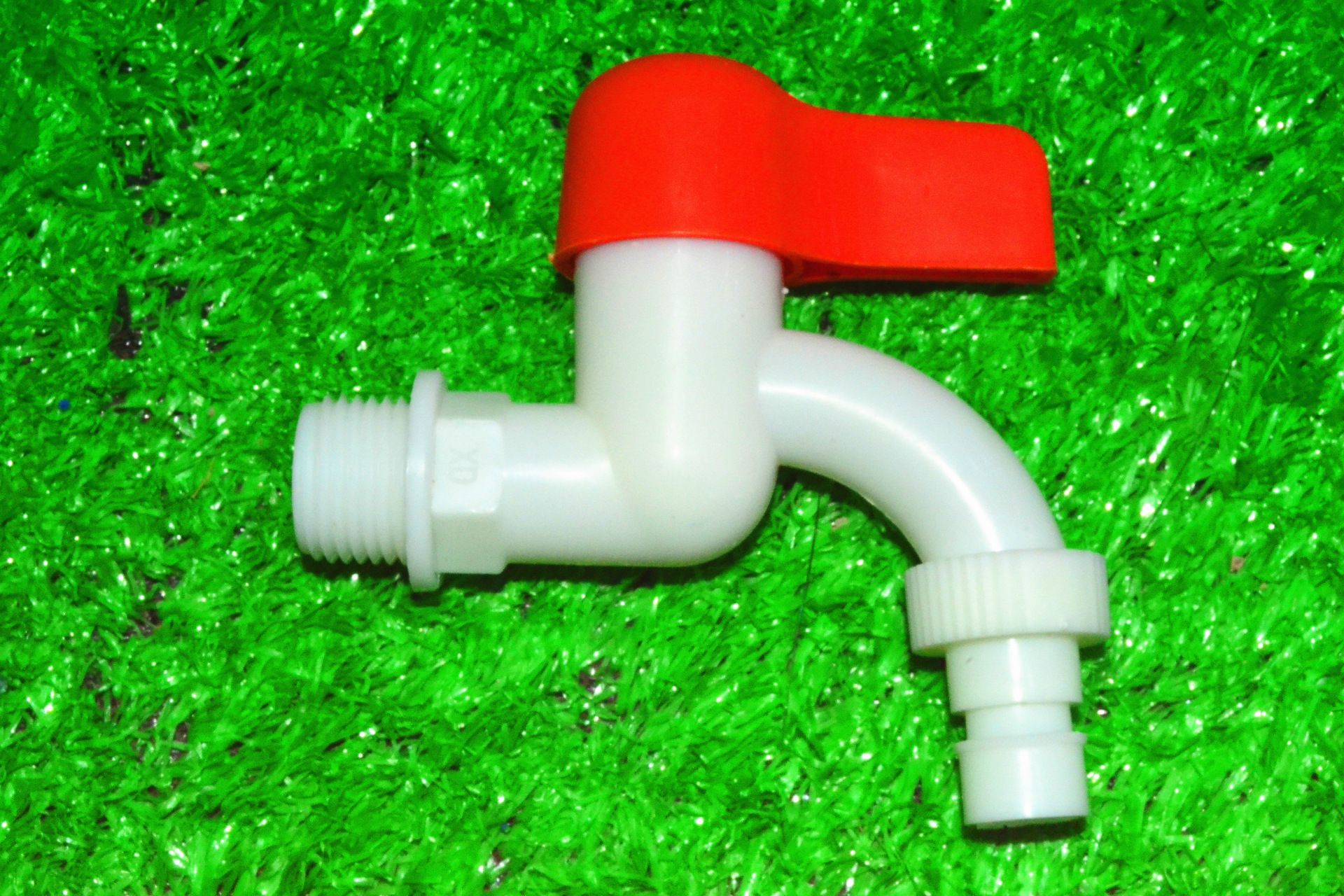 水龙头陶瓷阀芯_塑料水嘴 水龙头精品塑料洗衣机小水