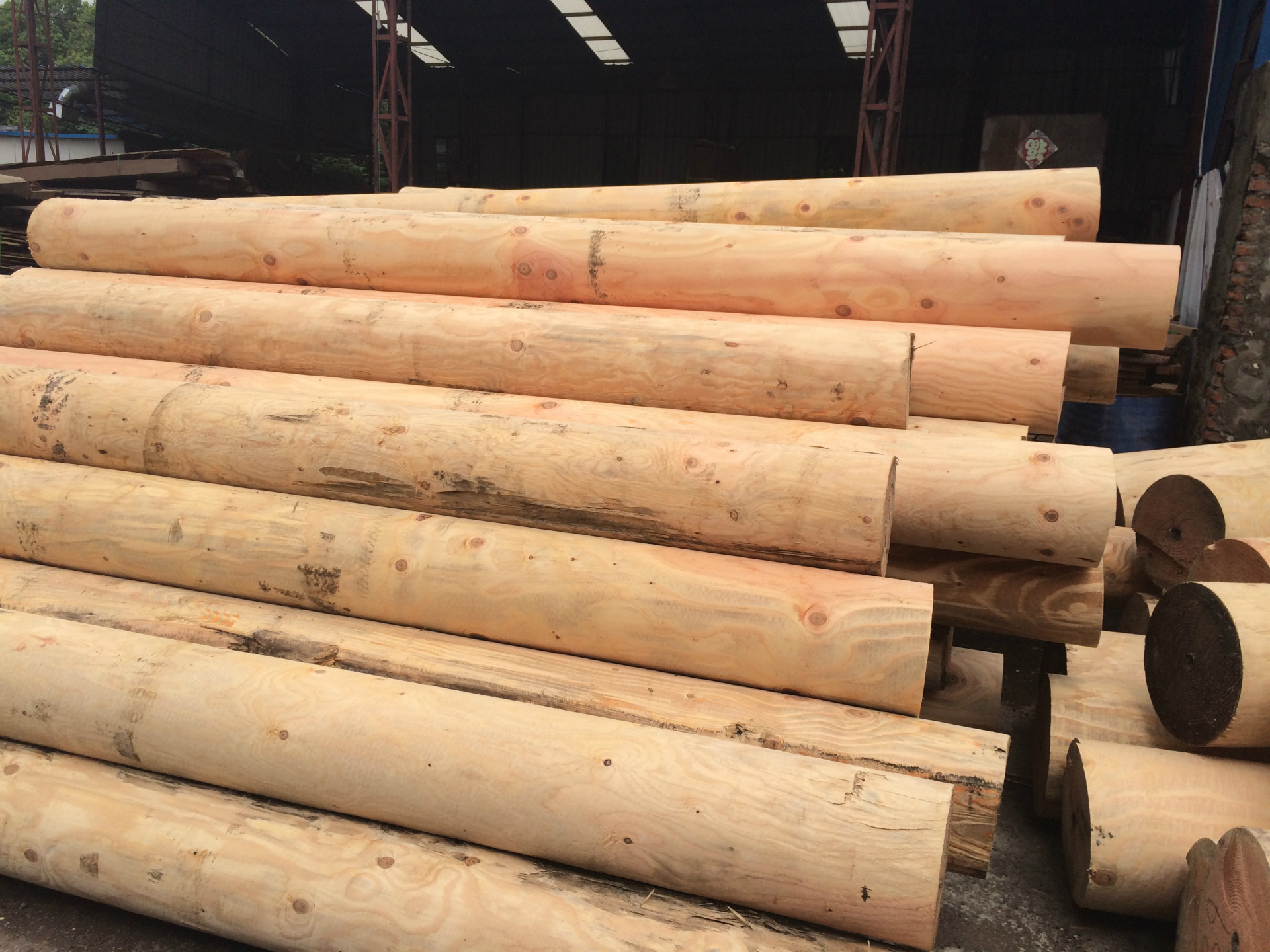 花旗松批发 红松 寺庙圆柱 车圆加工 佛堂凉亭木材 防古建筑