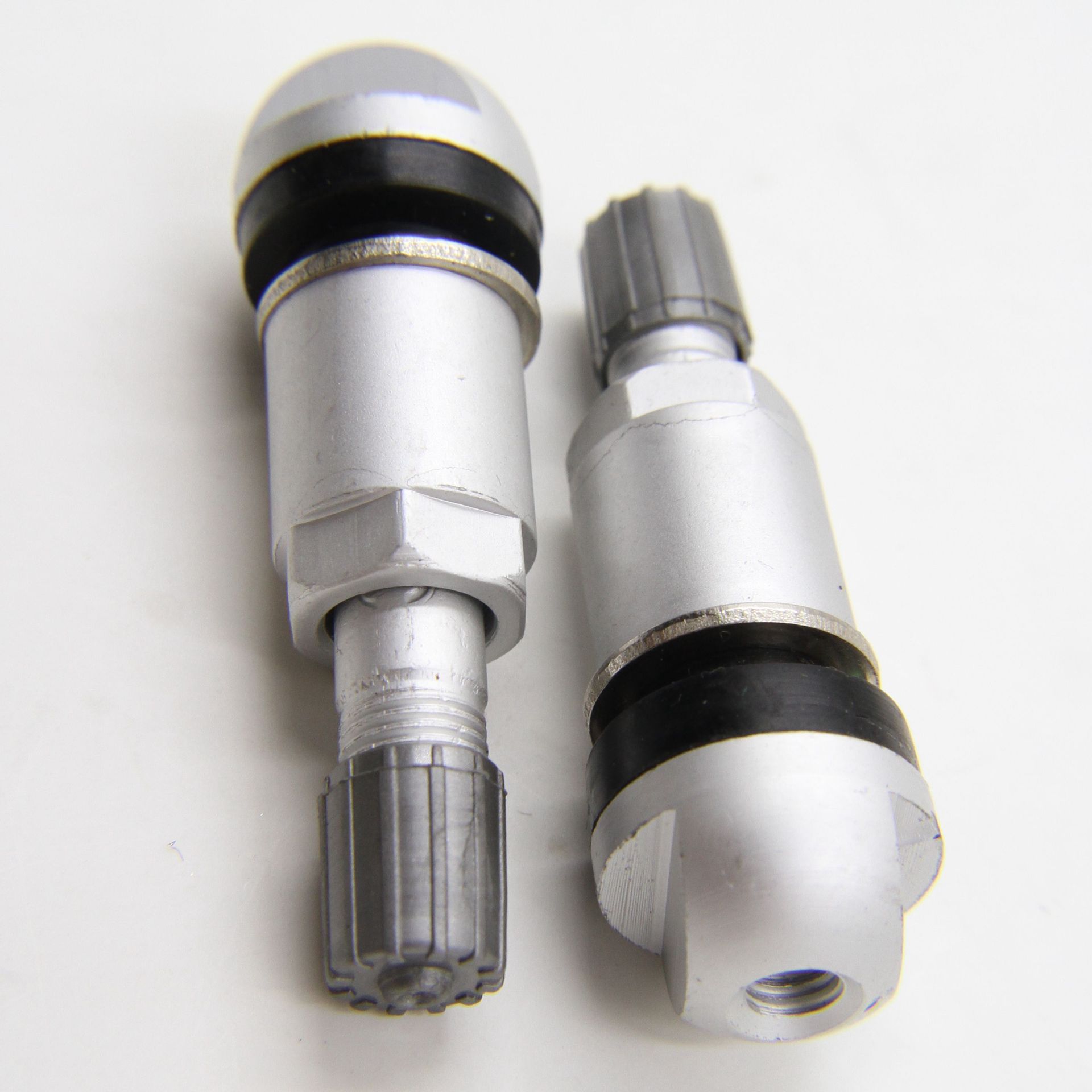 美式普通芯腔气门嘴配套路虎系列气门嘴热销厂家直销路虎优质气嘴