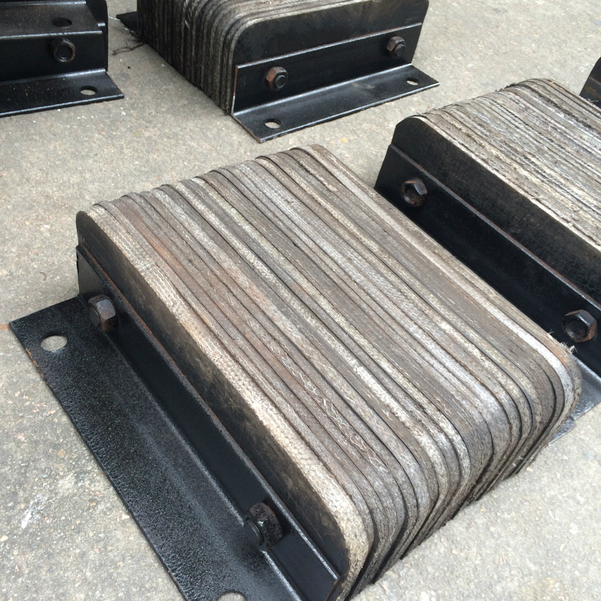 批发 卸货平台防撞块 码头橡胶防撞块 缓冲吸能 美观耐用质优价廉