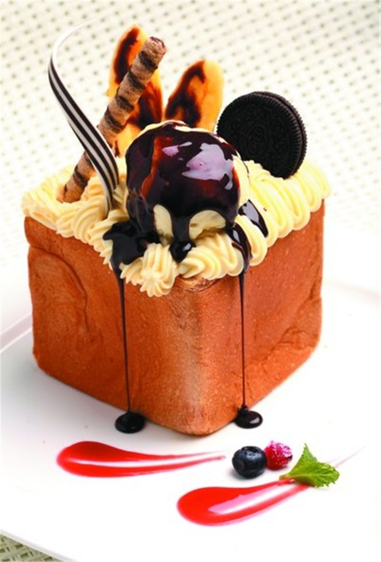 供应 面包诱惑特色食品 蜂蜜厚多士冰淇淋吐司300g