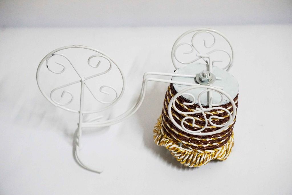 华青欧式花瓶 铁艺花篮三轮车桌面摆件工艺品 手工编织假花插.