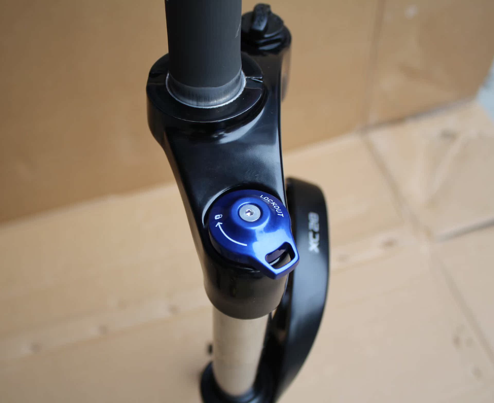 速联rockshox xc28前叉 油压