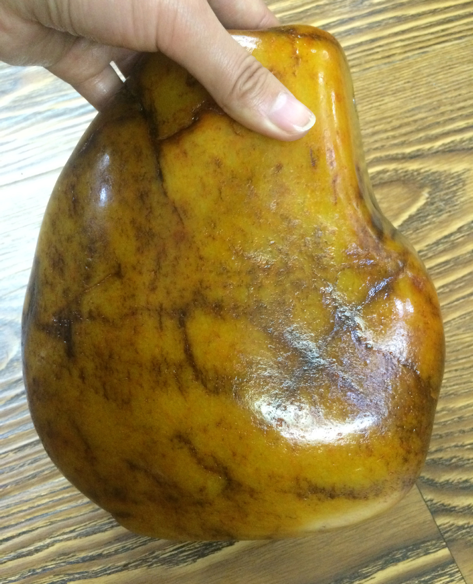 和田玉黄皮白玉籽料石包玉