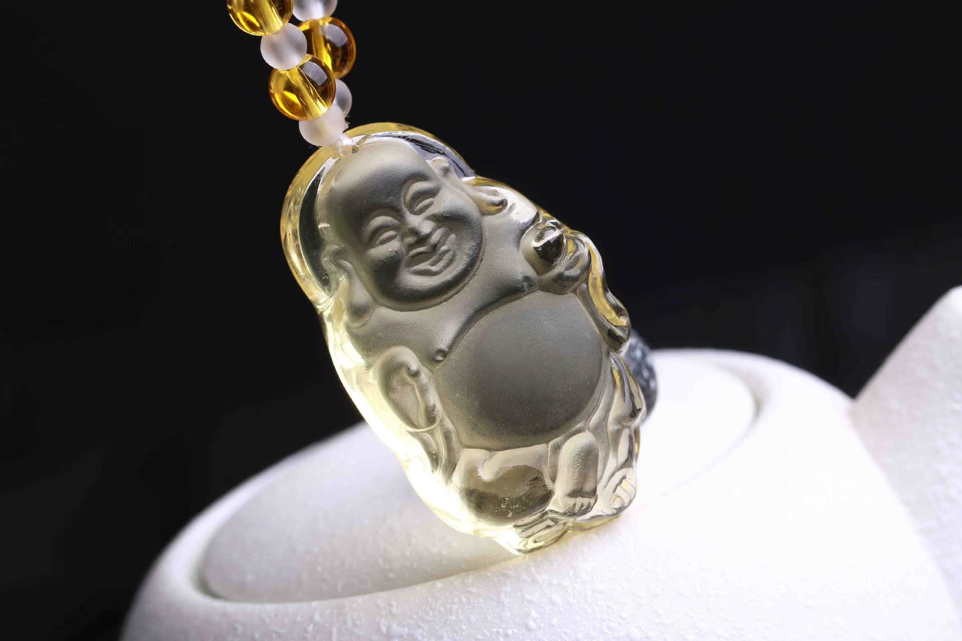 新款爆款黄水晶水晶弥勒佛吊坠简约时尚风雅庞大货源站佛厂家直销