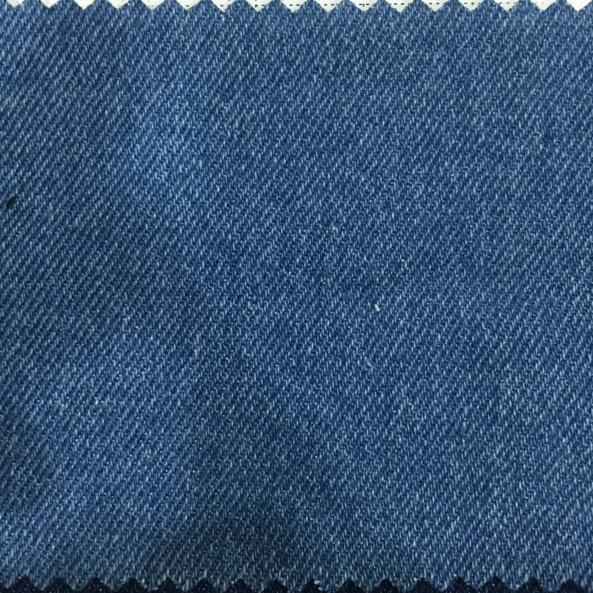 柯桥 牛仔布 全棉 水洗 斜纹纯棉色织 牛仔布料 10安加厚牛仔面料