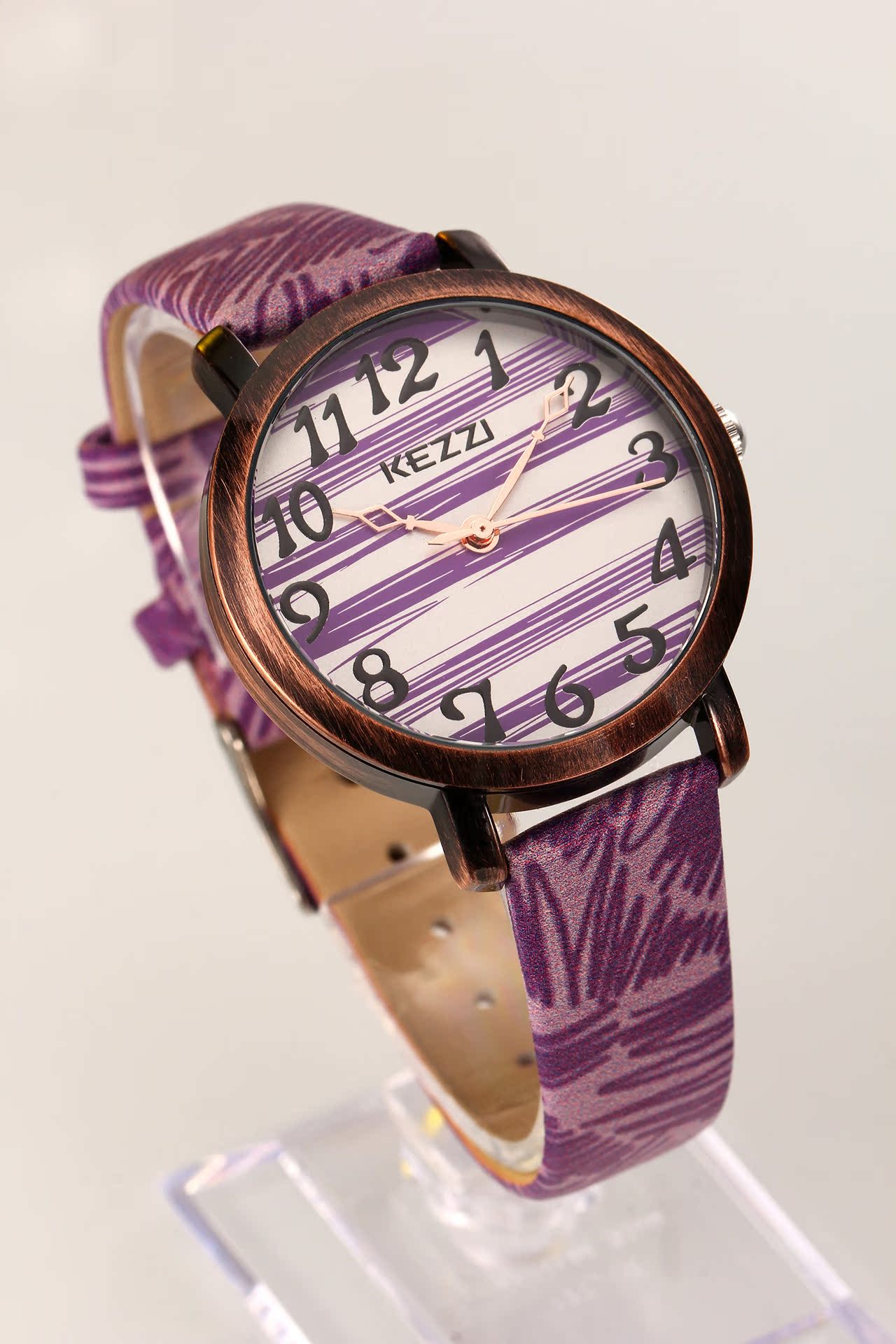 kezzi珂紫手表 复古数字刻度盘 个性皮带色彩斑马色条纹表盘手表