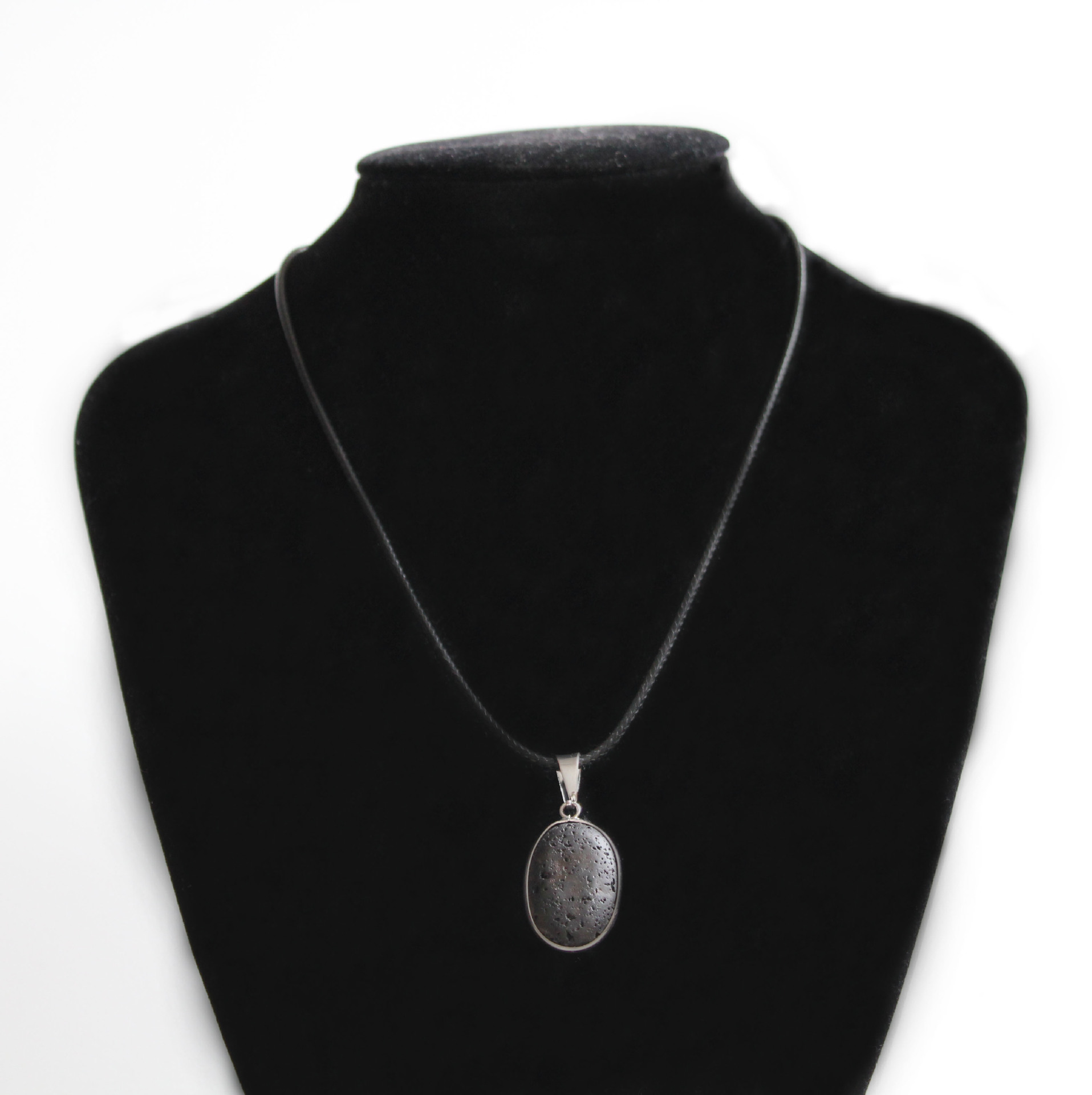 [意贝]蛋形火山石吊坠工厂批发 欧美西班牙热销 双面鼓凸 不含绳