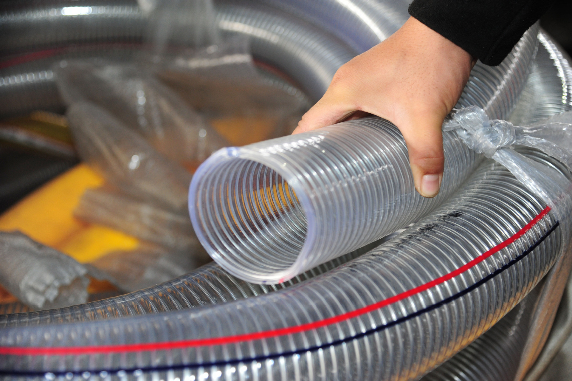 厂家大量生产批发生产 110mm钢丝螺旋增强软管 pvc钢.