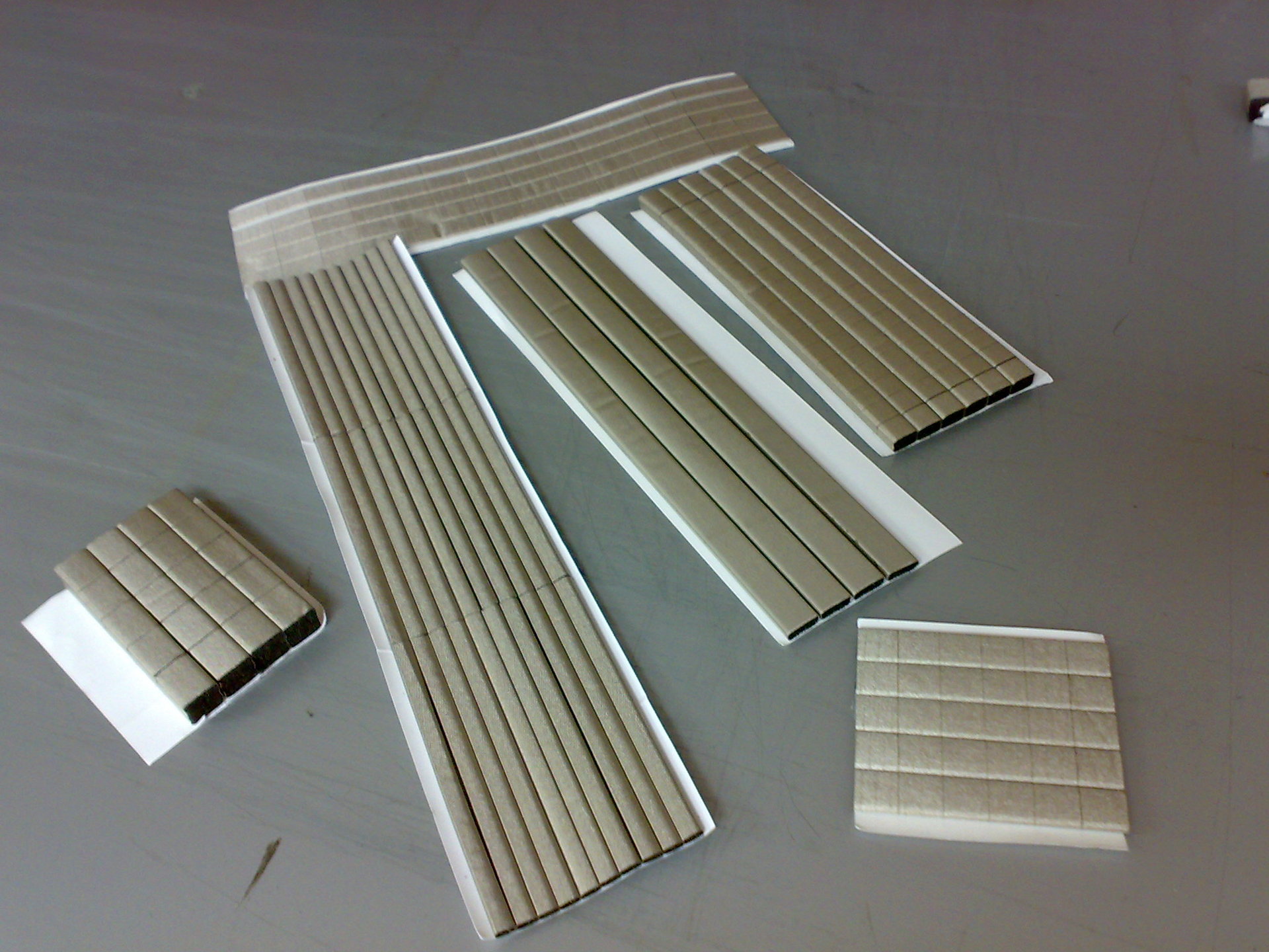 供应黑色导电泡棉 导电海绵 导电布